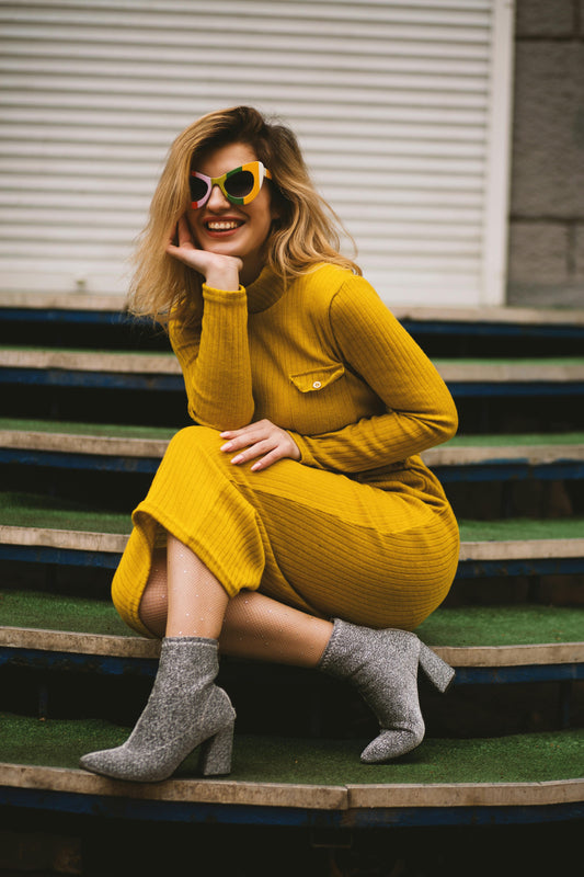 Why Customized Outfits Make You Look Stylish and Feel Confident