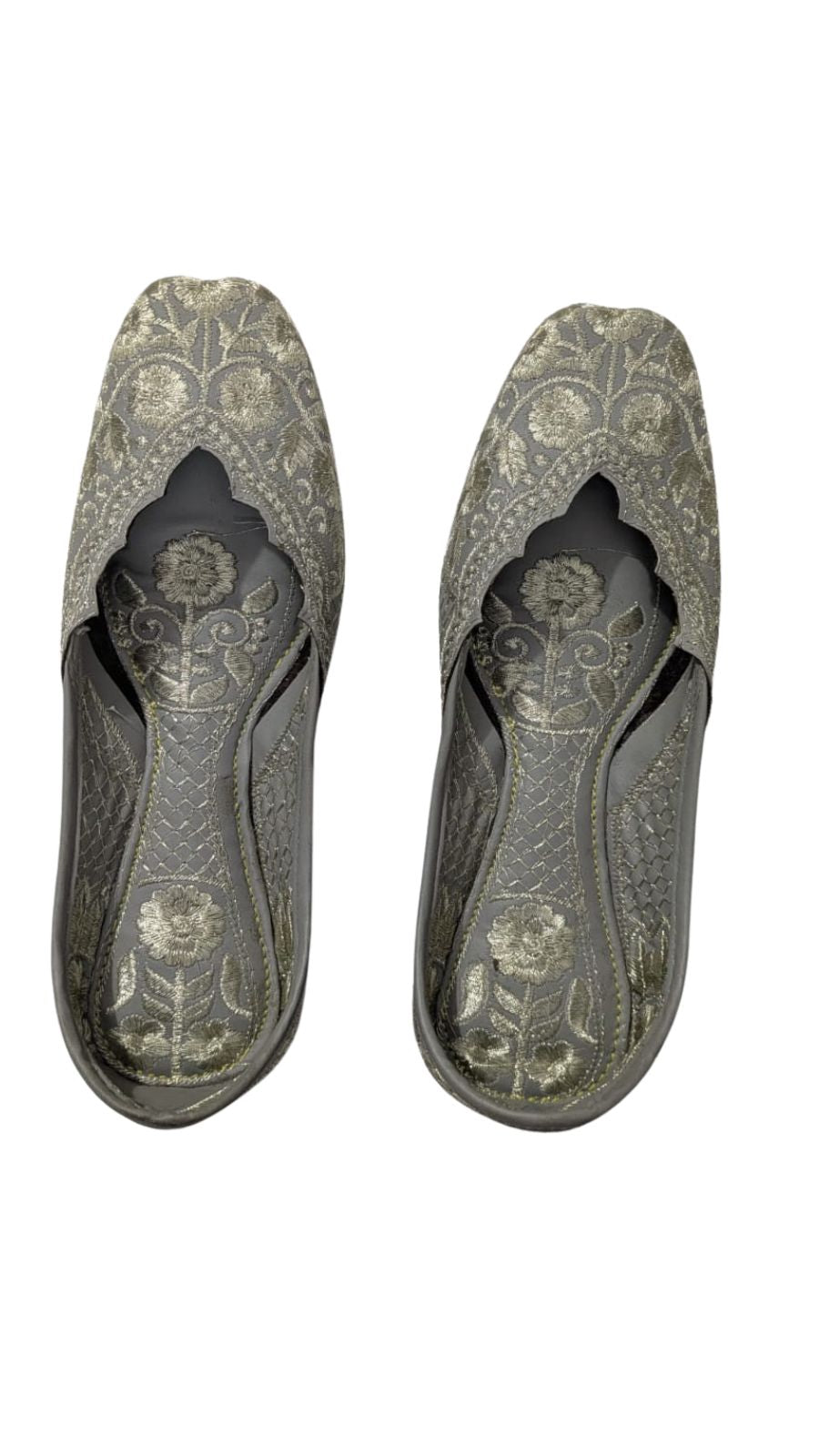 ZS Fashion Women's Traditional Punjabi Jutti – Handcrafted Embroidered Ethnic Footwear Golden Floral Design Comfortable Casual