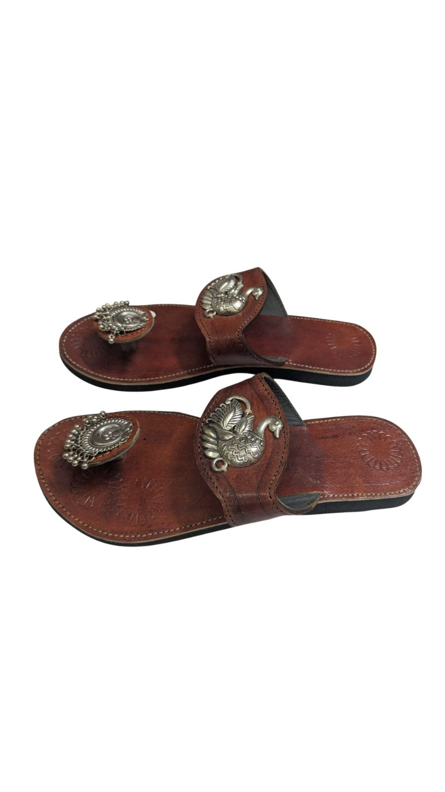 ZS Fashion Handcrafted Brown Leather Sandals with Metallic Embellishments – Traditional Ethnic Design, Comfortable Casual Footwear