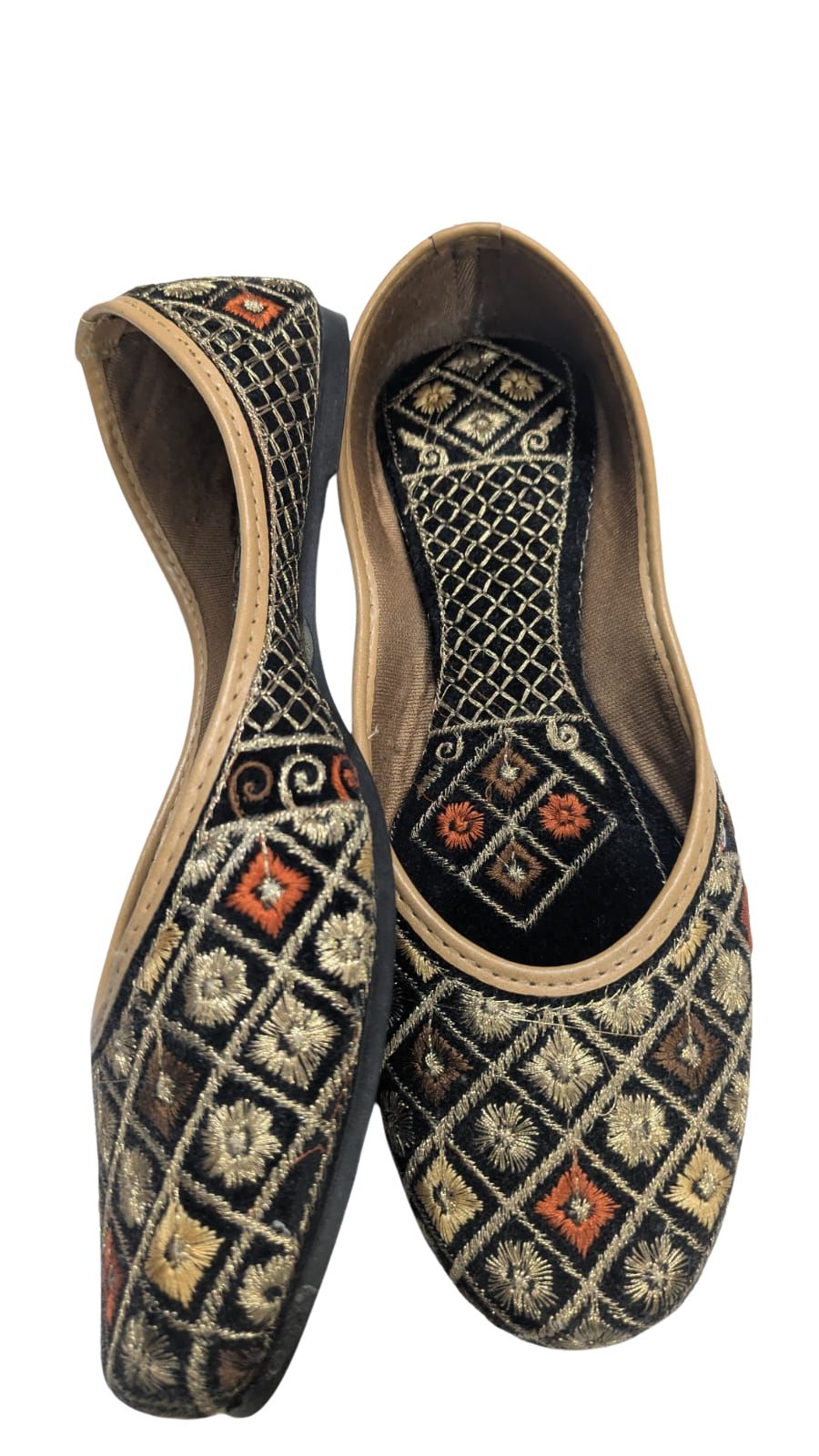 ZS Fashion Women's Traditional Embroidered Ballet Flats – Black & Gold Diamond Pattern with Coral Accents, Non-Slip Sole Ethnic Juttis