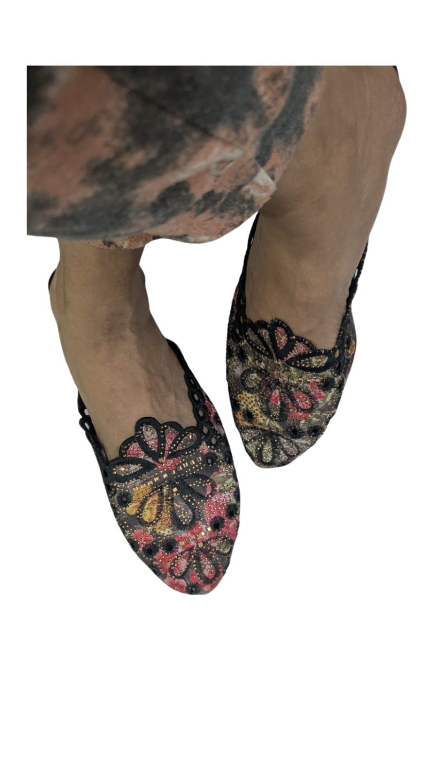 ZS Fashion Women's Floral Print Slip-On Mules – Black with Pink & Gold Pattern, Cutout Design, Comfortable Casual Footwear