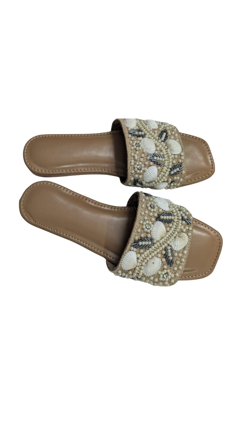 Women's Pearl & Seashell Embellished Slide Sandals – Brown Flat Slip-Ons with Decorative Beach Theme, Casual Summer Footwear