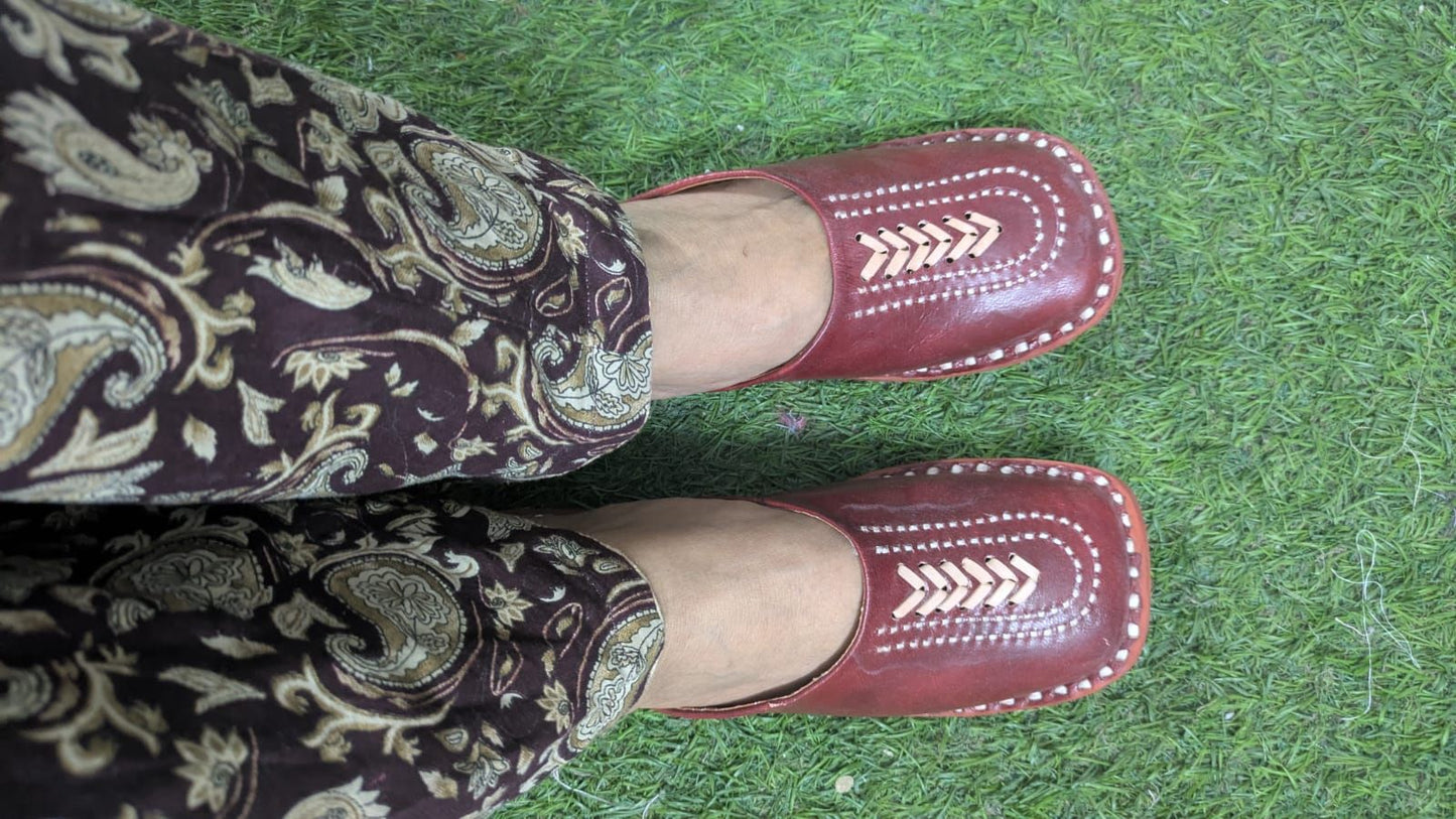 ZS Fashion Handcrafted Leather Kolhapuri Chappal – Brown Traditional Ethnic Slip-On Sandals with Square Toe Design