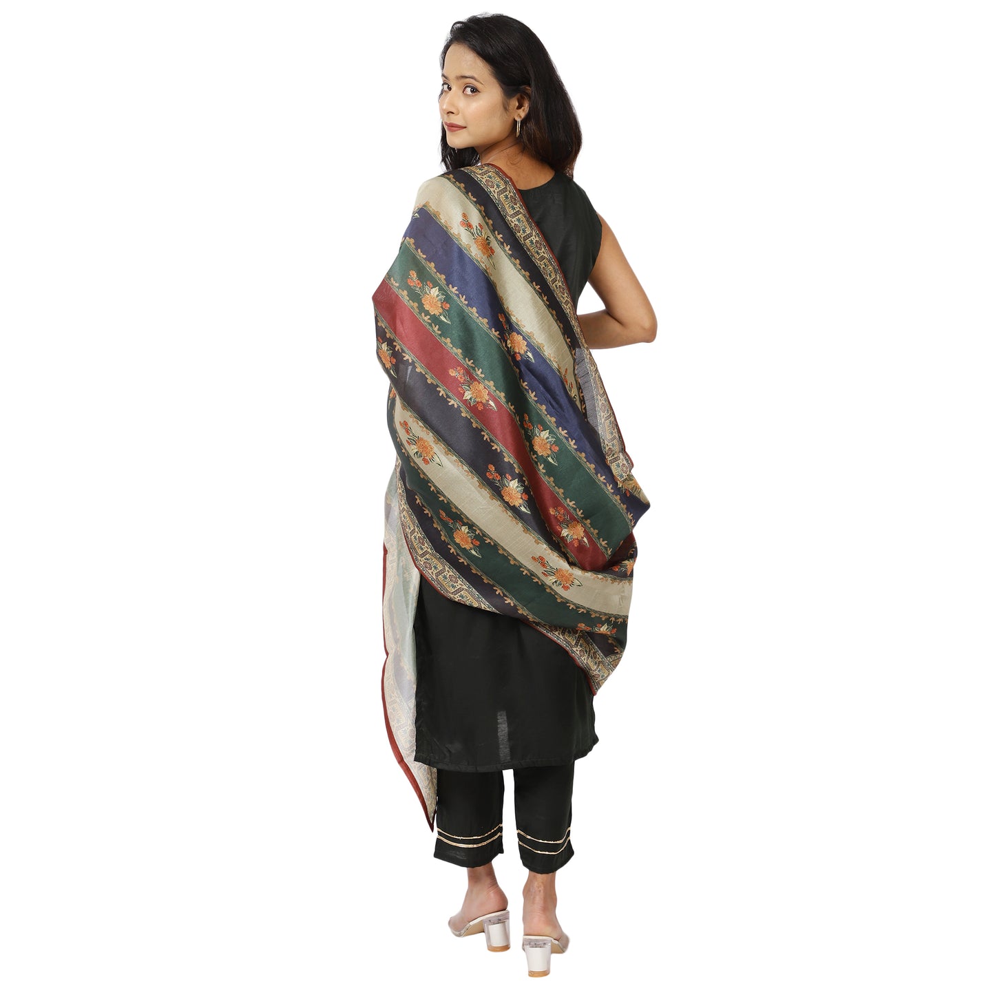 Back view of black kurti set with zari border dupatta