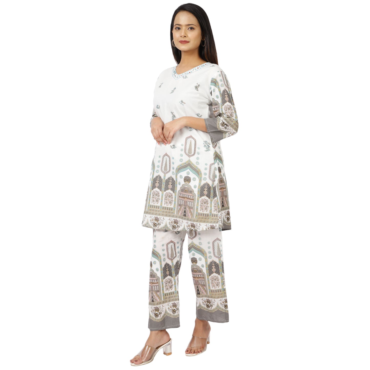 Women’s ethnic kurta set with grey border