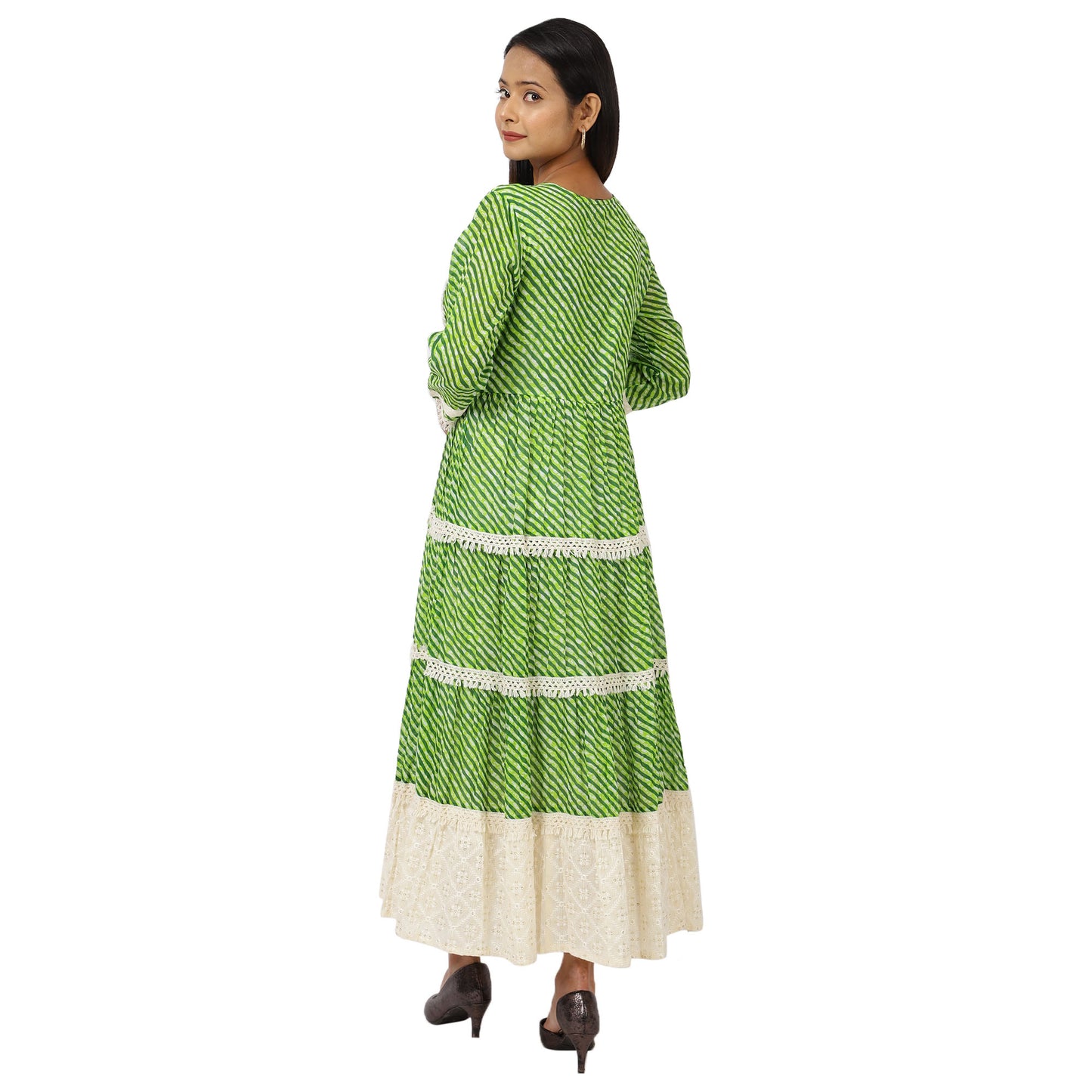 Stylish Women's Green Maxi Dress with Lace Trim