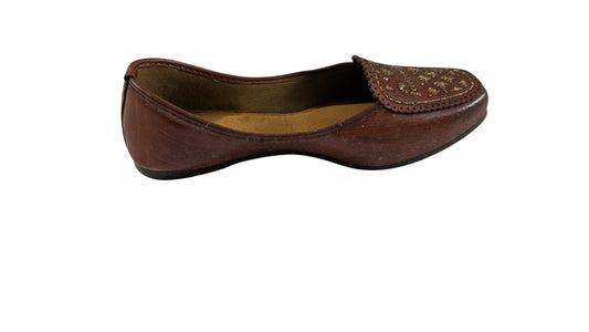 ZS Fashion Handcrafted Genuine Lea-k Ther Punjabi Jutti for Girls and Women – Brown Traditional Mojari with Embroidery, Ethnic Party