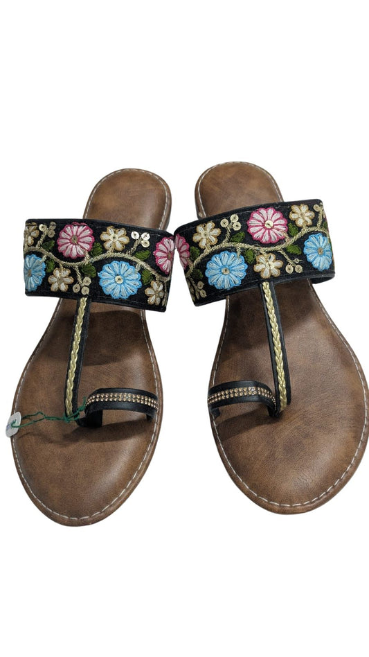 ZS Fashion Women's Floral Embroidered Toe Ring Sandals with Brown Leather Footbed – Blue & Pink Flower Design, Comfortable Ethnic Slip-On Flats