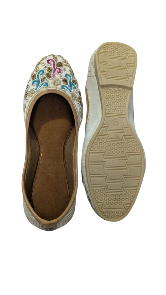ZS Fashion Women’s Traditional Embroidered Jutti | Handcrafted Ethnic Slip-On Footwear with Beads & Thread Work