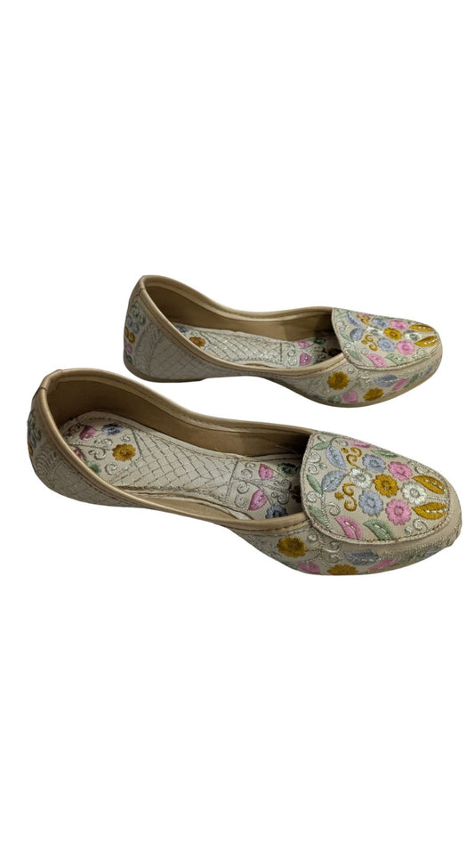 Women’s Floral Embroidered Ballet Flats - ZS Fashion