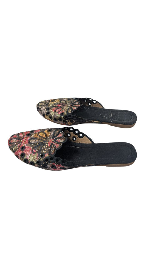 ZS Fashion Women's Floral Print Slip-On Mules – Black with Pink & Gold Pattern, Cutout Design, Comfortable Casual Footwear